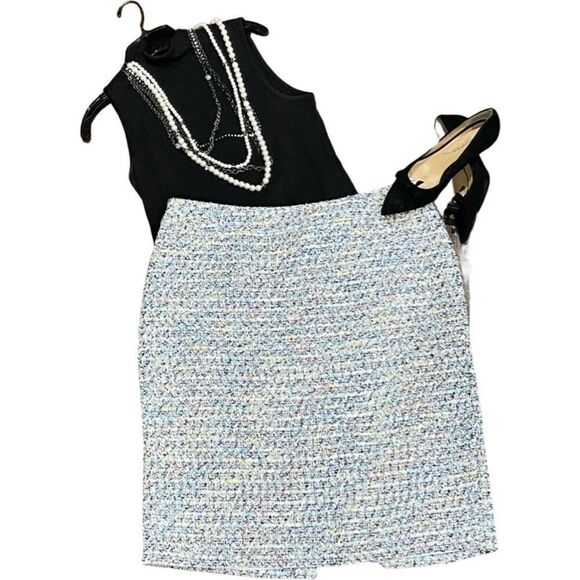 Tahari Multi Color Textured Lined Midi Skirt - Picture 3 of 11